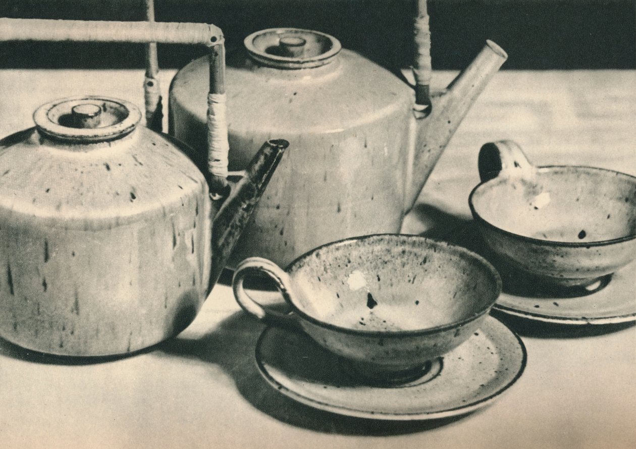 En del av Tea Service av verkstedene i byen Halle, 1928 av Unbekannt