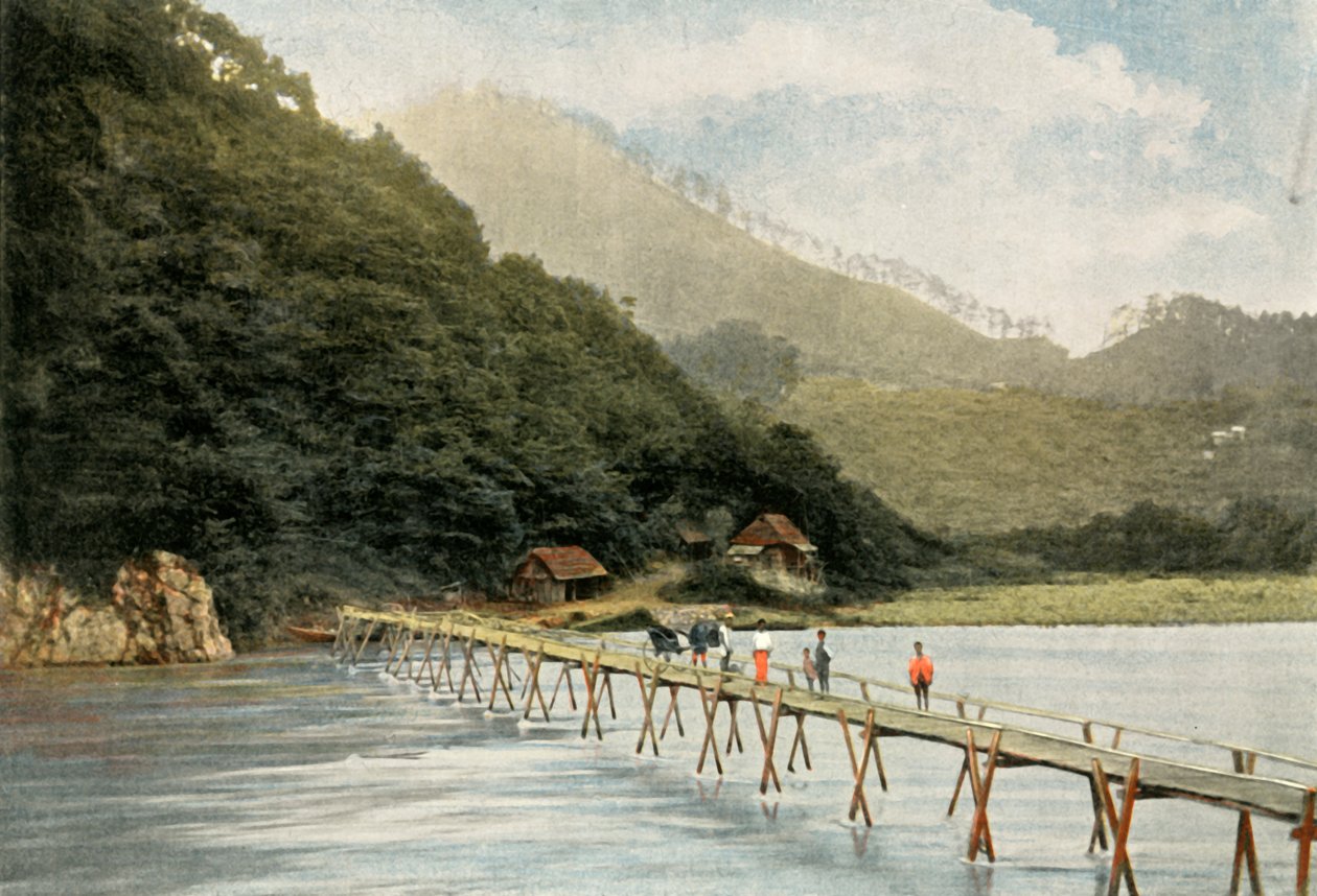 Passerelle Sur La Riviere DArakawa, gangbro over Arakawa-elven, 1900. av Unbekannt