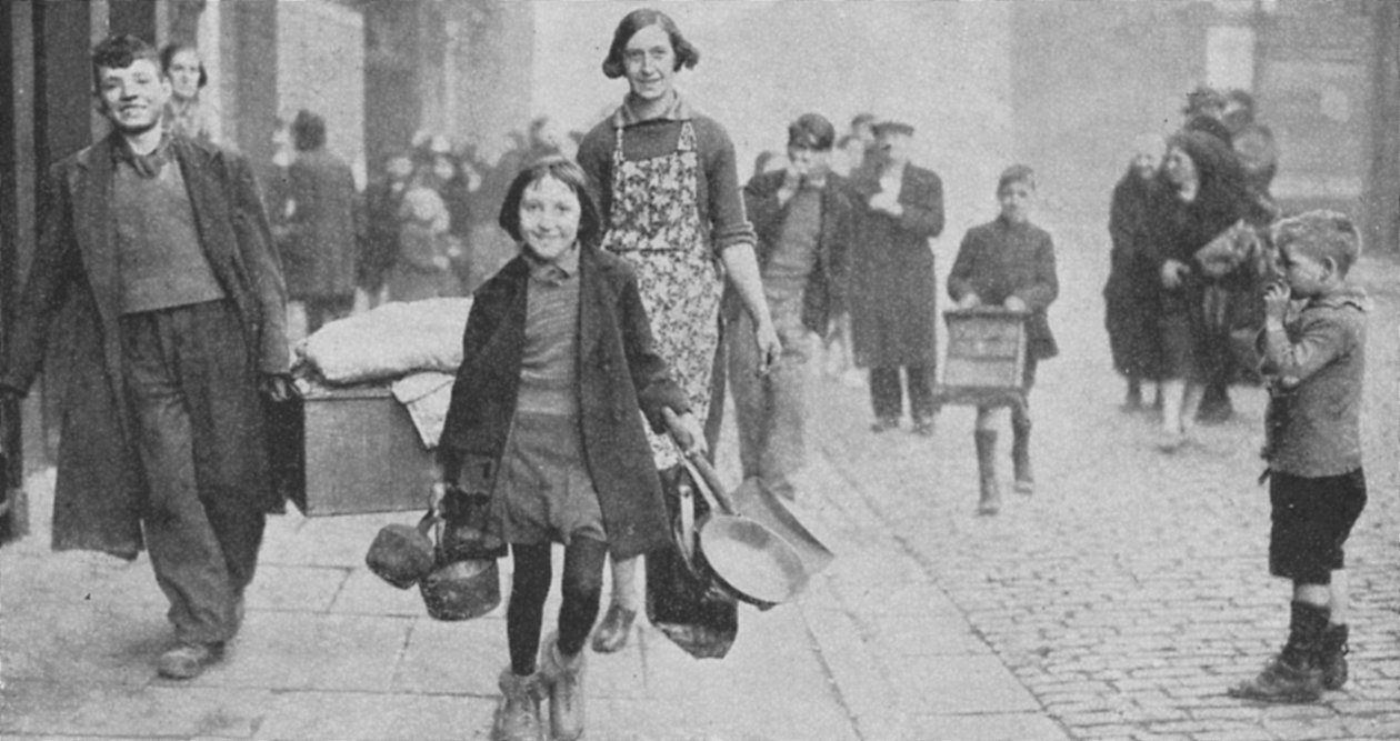 Mennesker gjort hjemløse av tysk bombing, Liverpool, andre verdenskrig, 1941 av Unbekannt