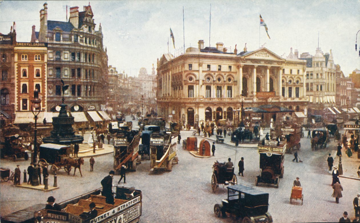Piccadilly Circus, London, c1910. av Unbekannt