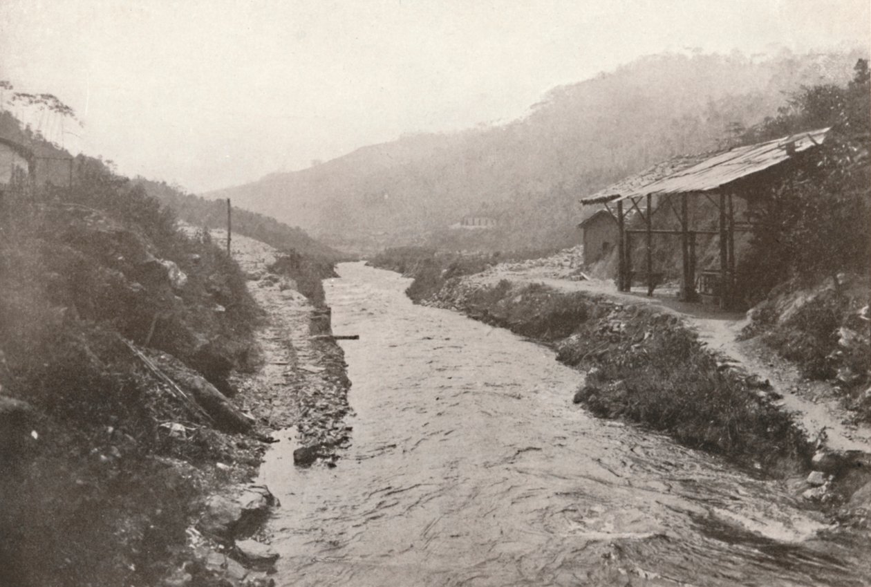 Pirahy-avledning: Se nedstrøms fra utløpet av tunnelen. 1914. av Unbekannt
