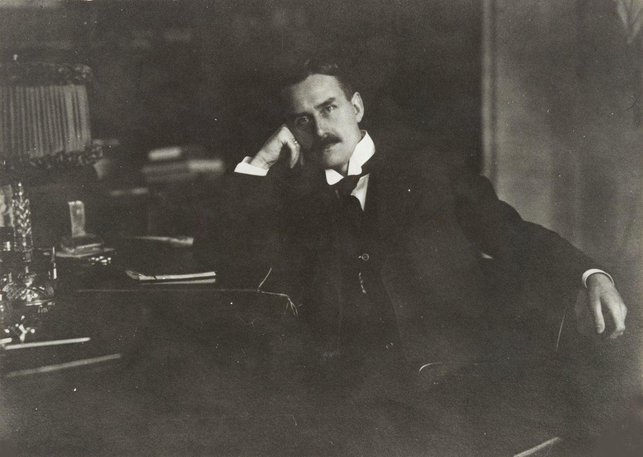 Portrett av Thomas Mann 1875-1955, ca. 1910. av Unbekannt