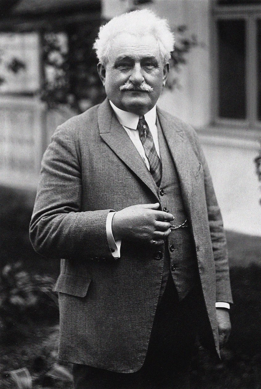 Portrett av komponisten Leos Janacek 1854-1928. av Unbekannt