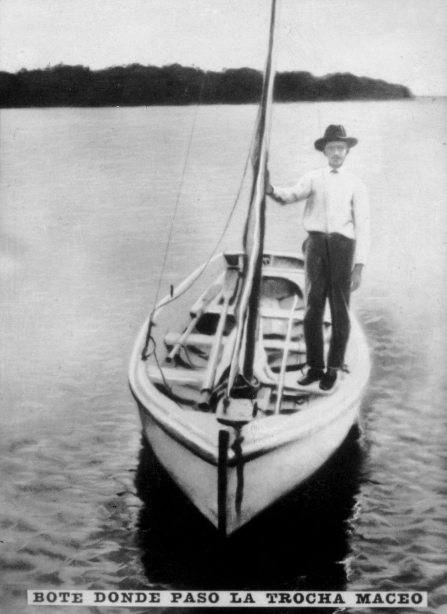 Postbåt og Trocha, 1890-, 1920-tallet av Unbekannt