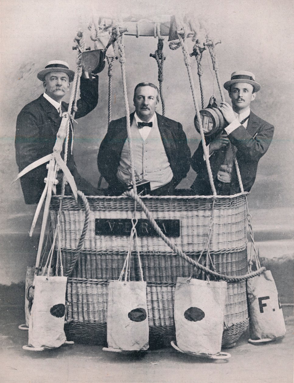 Professor Huntingdon, Mr. Frank Hedges Butler og Hon. C.S. Rolls, 1906 av Unbekannt