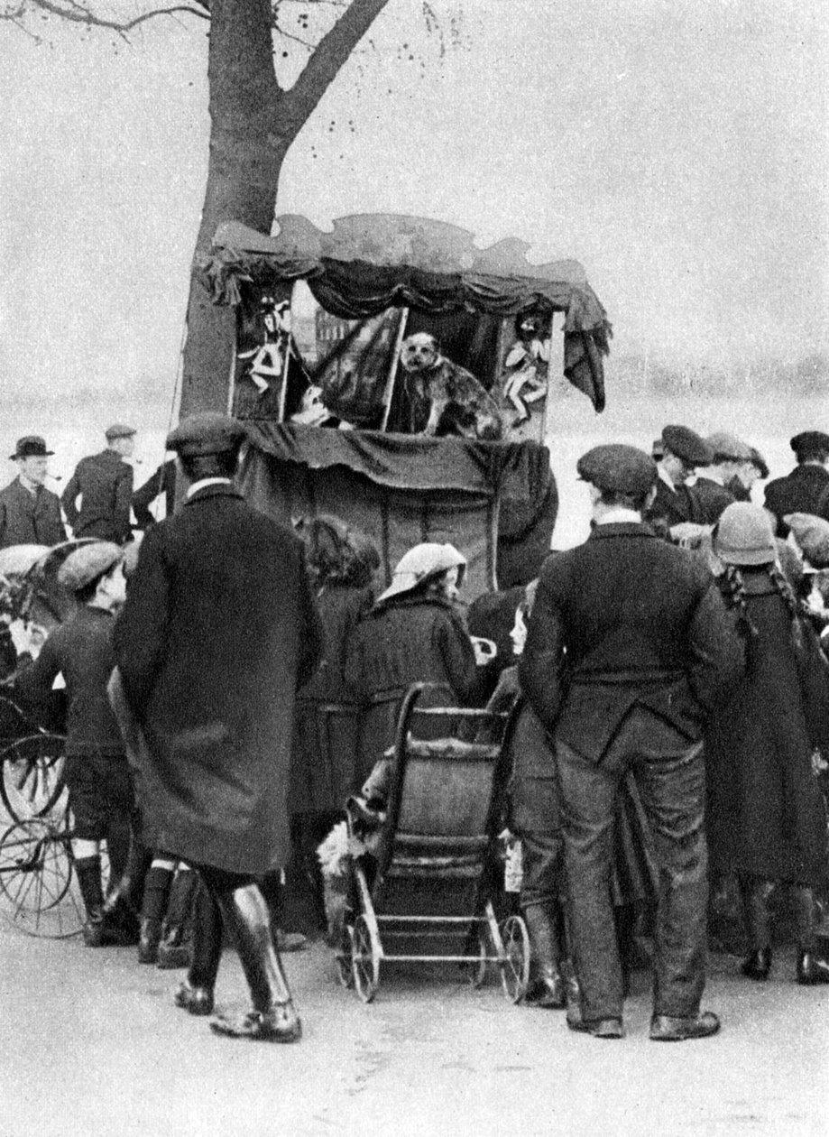 Punch and Judy-show i Putney, London, 1926-1927 av Unbekannt