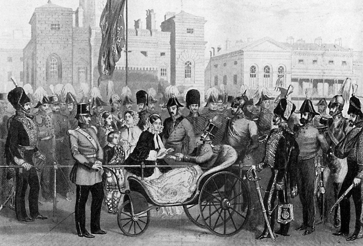 Dronning Victoria deler ut medaljer, 18. mai 1855, c1920 av Unbekannt