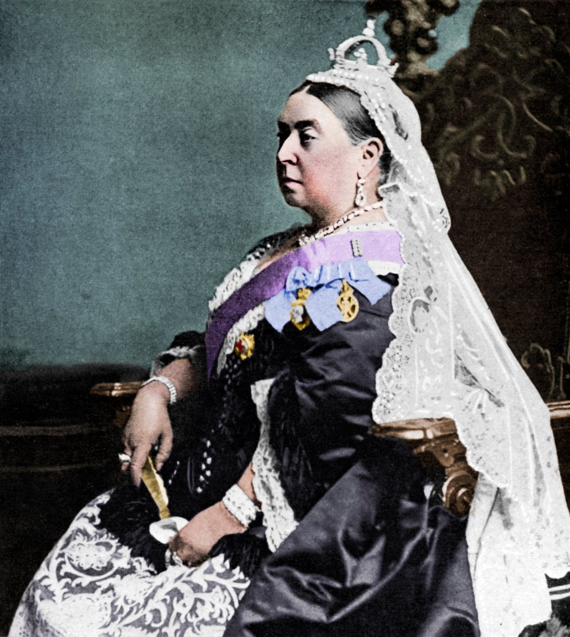 Dronning Victoria i seremonielle kapper ved sitt gylne jubileum, 1887 1951. av Unbekannt