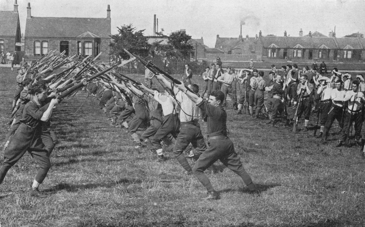 Rekrutter lærer bruken av bajonetten, 1915 av Unbekannt