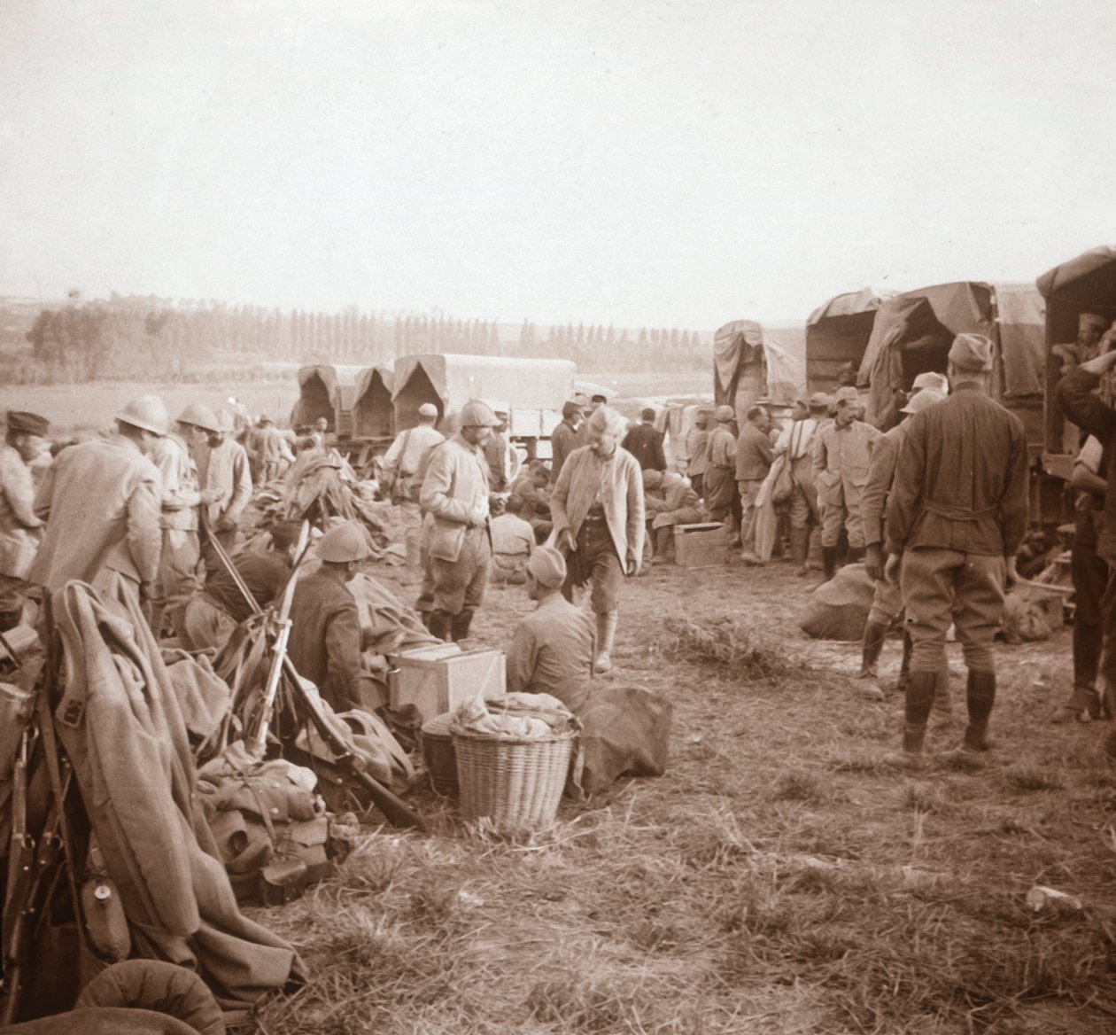 Rastestopp, Genicourt, Nord-Frankrike, c1914-c1918 av Unbekannt