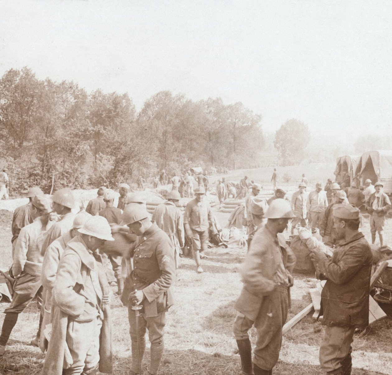 Rastestopp, Genicourt, Nord-Frankrike, c1914-c1918 av Unbekannt