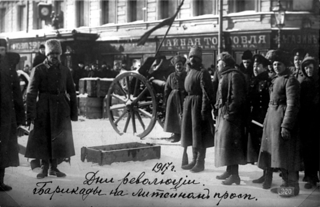 Revolusjonære barrikader på Liteyny Prospekt, Petrograd, Russland, 27. februar 1917 av Unbekannt