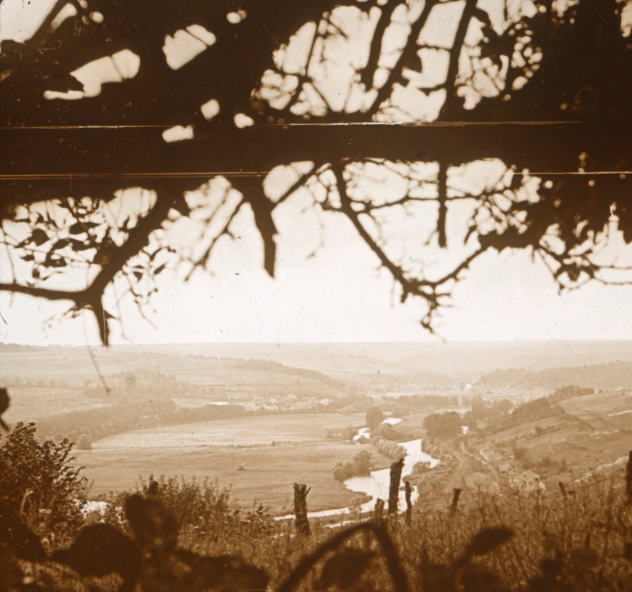 Meuse sett fra skyttergravene, Verdun, Nord-Frankrike, c1914-c1918 av Unbekannt