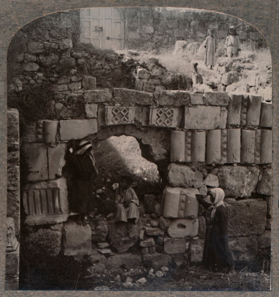 Ruinene av Lasarus hus, ca 1900 av Unbekannt
