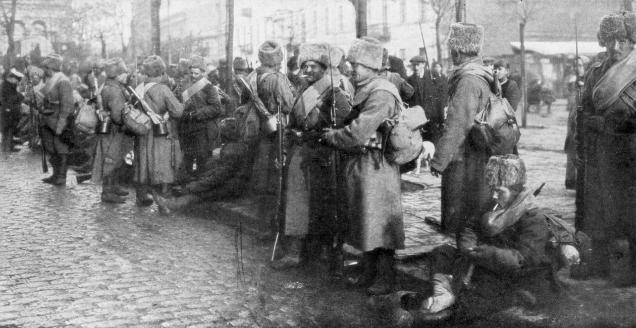 Russiske sibirske infanteritropper i Warszawa, Polen, 1914 av Unbekannt