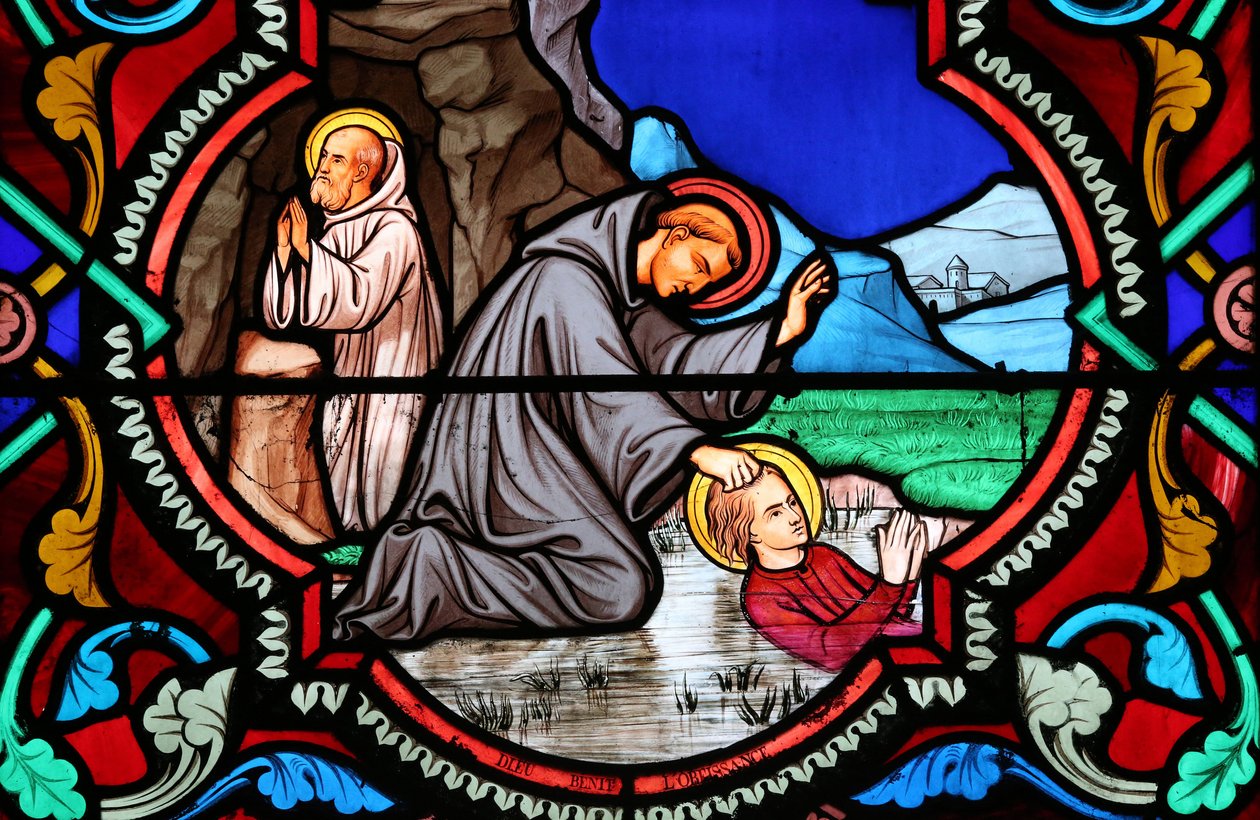 Hellig hjerte kirke. Glassmaleri vindu. Benedikt av Nursia. St. Benedict er skytshelgen for Europa og studenter, 20160604, Moulins, Frankrike av Unbekannt