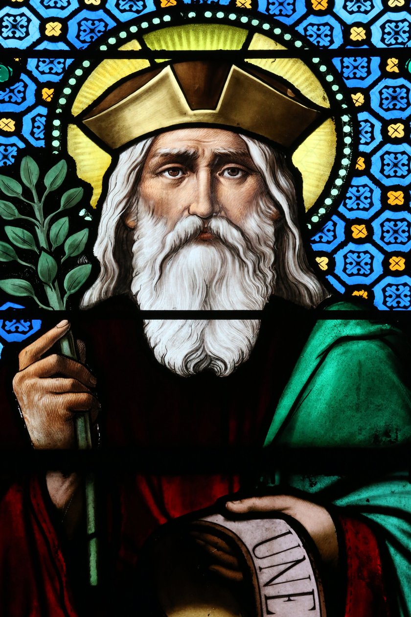 Hellig hjerte kirke. Glassmaleri. Jesaja var den jødiske profeten fra 800-tallet fvt som ga navnet sitt til Jesajas bok, 20160604, Moulins, Frankrike av Unbekannt