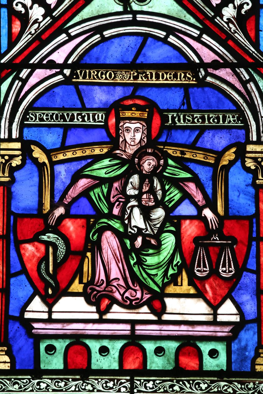 Saint Fargeau kirke. Glassmaleri vindu. Jomfru Maria og Jesusbarnet. Frankrike av Unbekannt