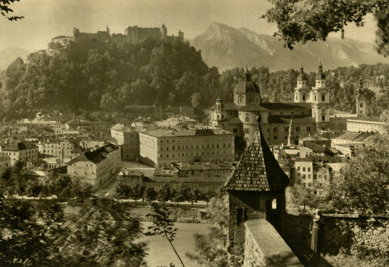 Salzburg fra Kapuzinerberg, Østerrike, c1935. av Unbekannt
