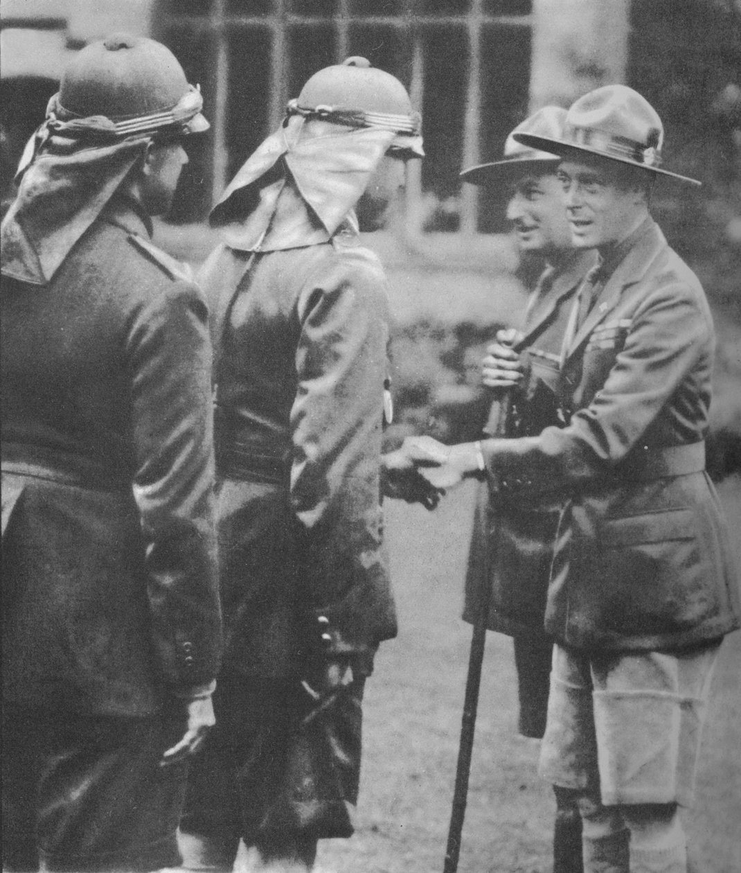 Speidere ønsket velkommen av prinsen av Wales på jamboreen i Arrowe Park, Birkenhead, 1929 1936 av Unbekannt