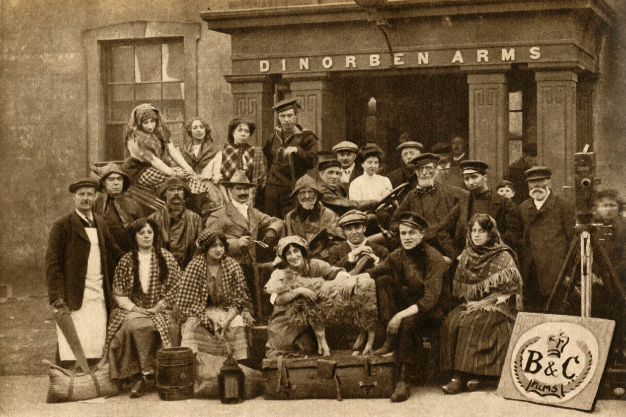 Screen-Stars On Location, 1914, 1933. av Unbekannt