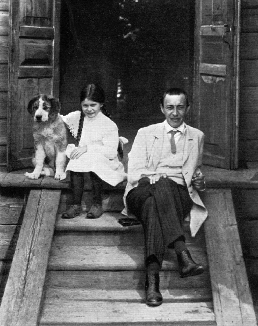 Sergei Rachmaninov , russisk komponist, pianist og dirigent, Ivanovka, Russland, 1913 av Unbekannt
