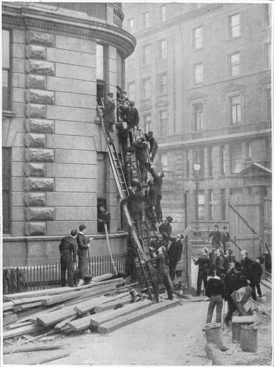 Tjenere brannvesen ved Hotel Cecil, London, c1903 1903 av Unbekannt