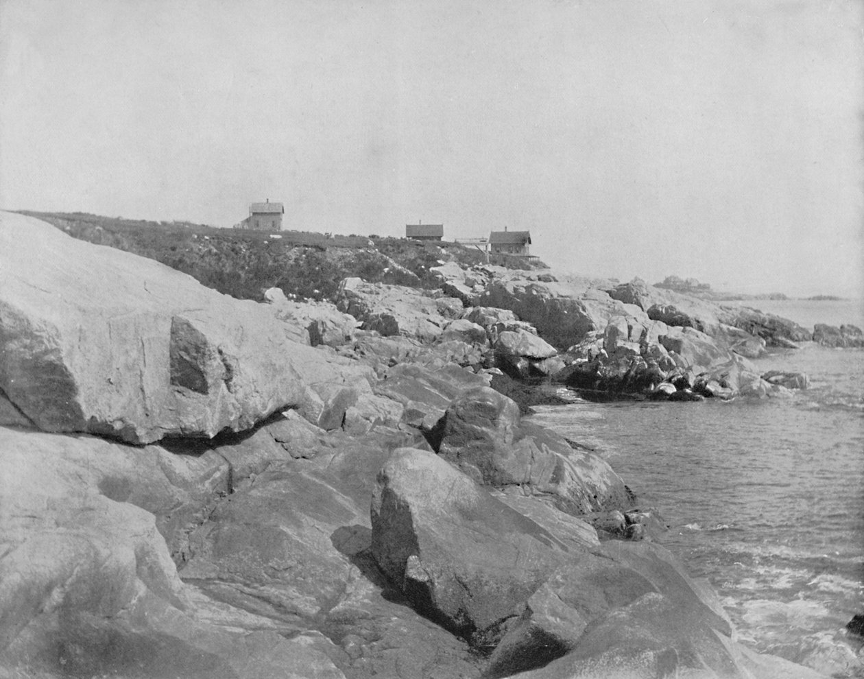 Shore Front, Marblehead, Massachusetts, c1897. av Unbekannt