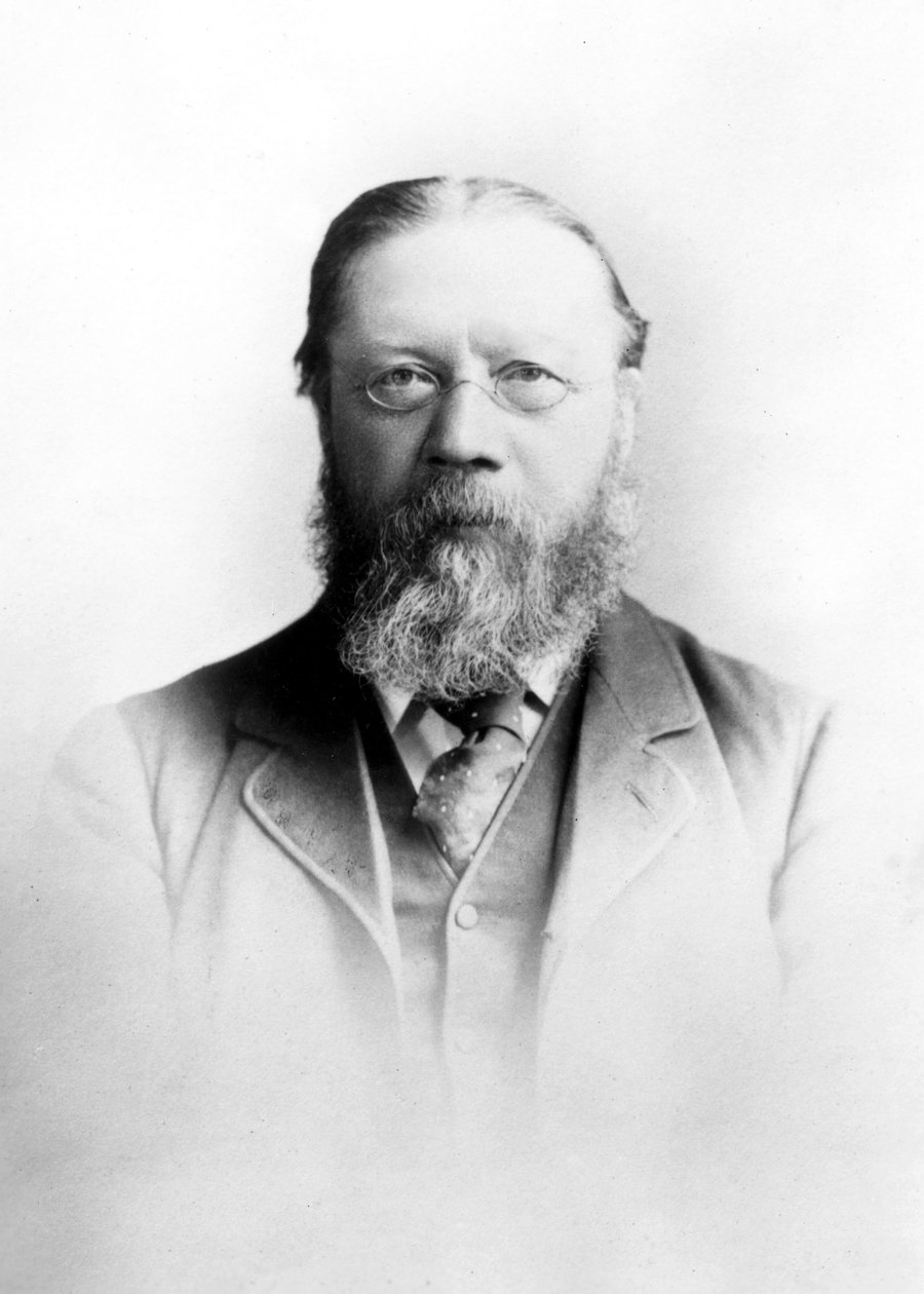 Sir William Henry Preece, walisisk elektroingeniør, ca 1900-1910 av Unbekannt