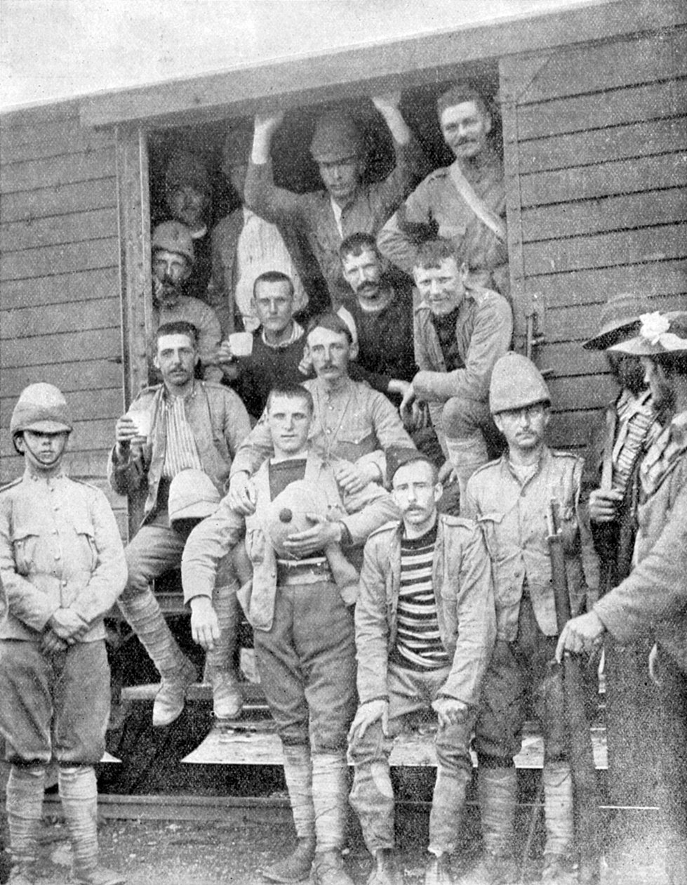 Soldater fra de 18. husarer på toget til Pretoria, Sør-Afrika, Boer War, 1900 av Unbekannt