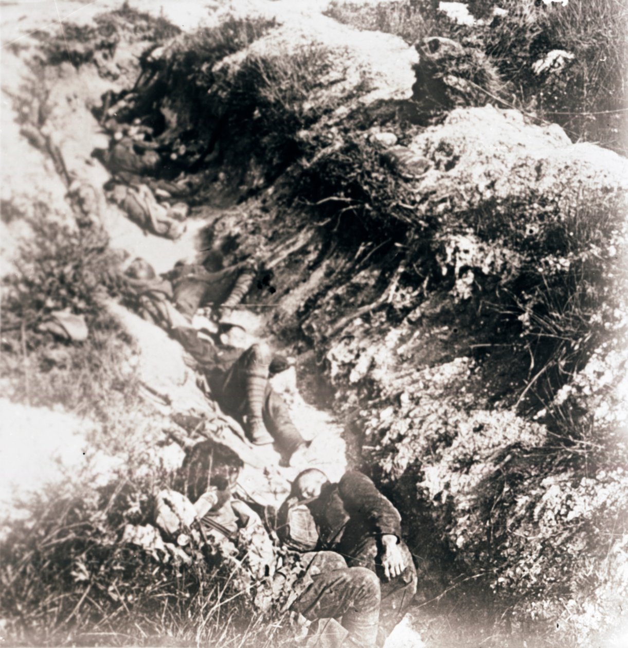 Soldater på slagmarken, c1914-c1918 av Unbekannt