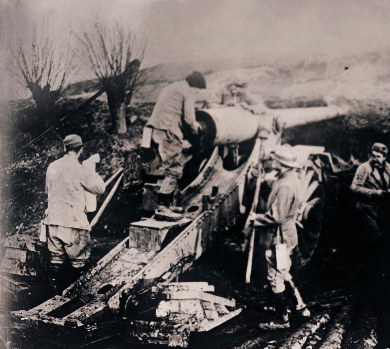 Soldater med tungt artilleri, c1914-c1918 av Unbekannt