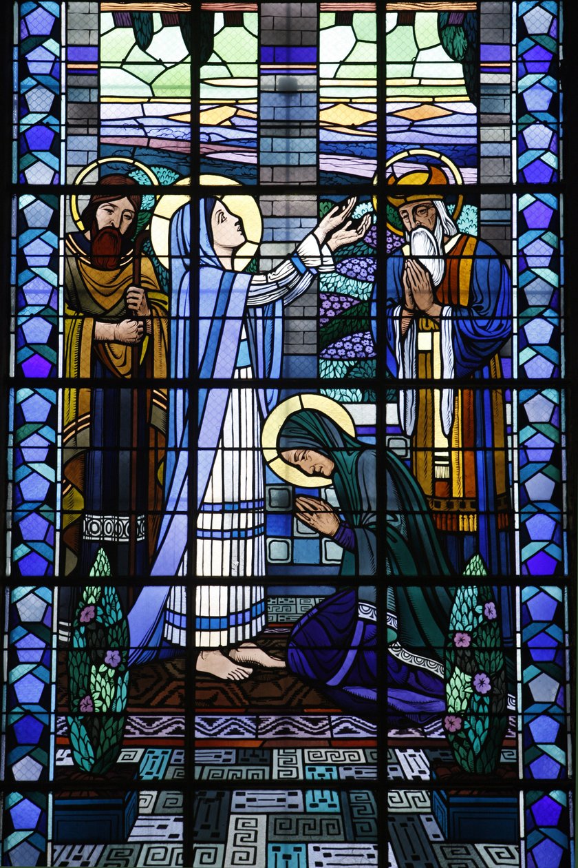 Farget glass i Notre Dame du Rosaire katolske kirke: Visitation, Saint-Ouen, Frankrike av Unbekannt