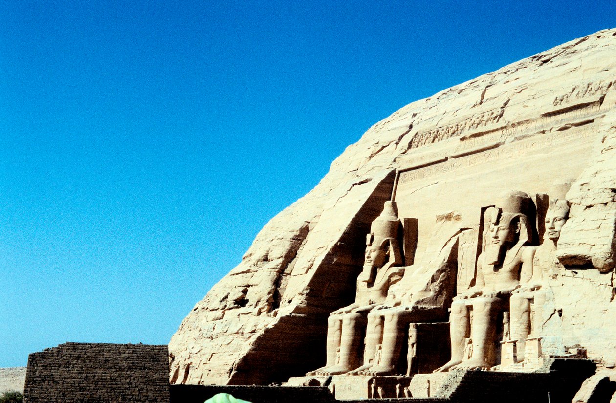 Statuer av Ramses II, fra Abu Simbel, Egypt, tidlig på 1200-tallet f.Kr av Unbekannt