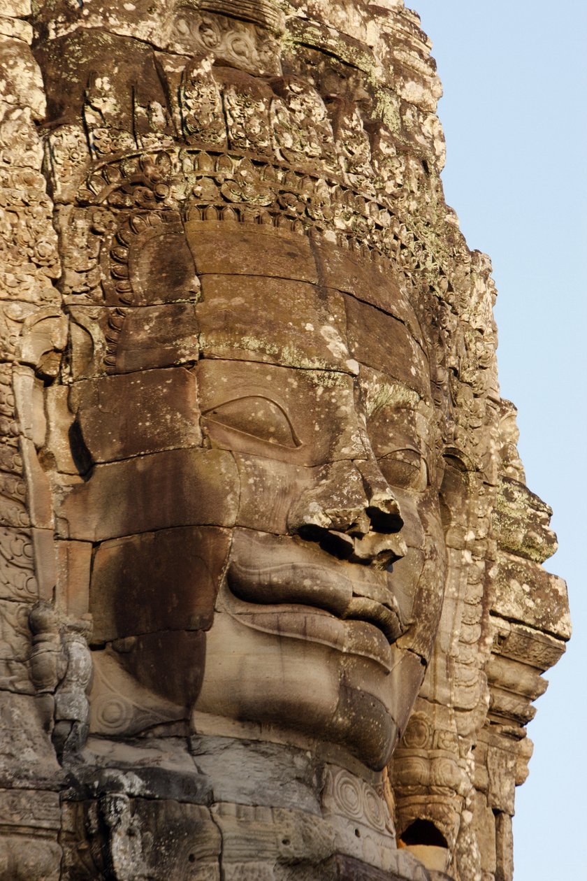 Steinansikter på tårn i Bayon-tempelet i Angkor Thom som kan skildre Jayavarman VII som en bodhisattva., Siem Reap, Kambodsja av Unbekannt