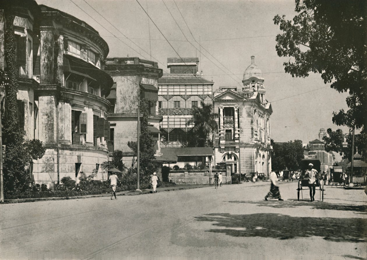Strand Road, Rangoon. - Postkontor, Imperial Bank of India. Custom House i avstand, 1900. av Unbekannt