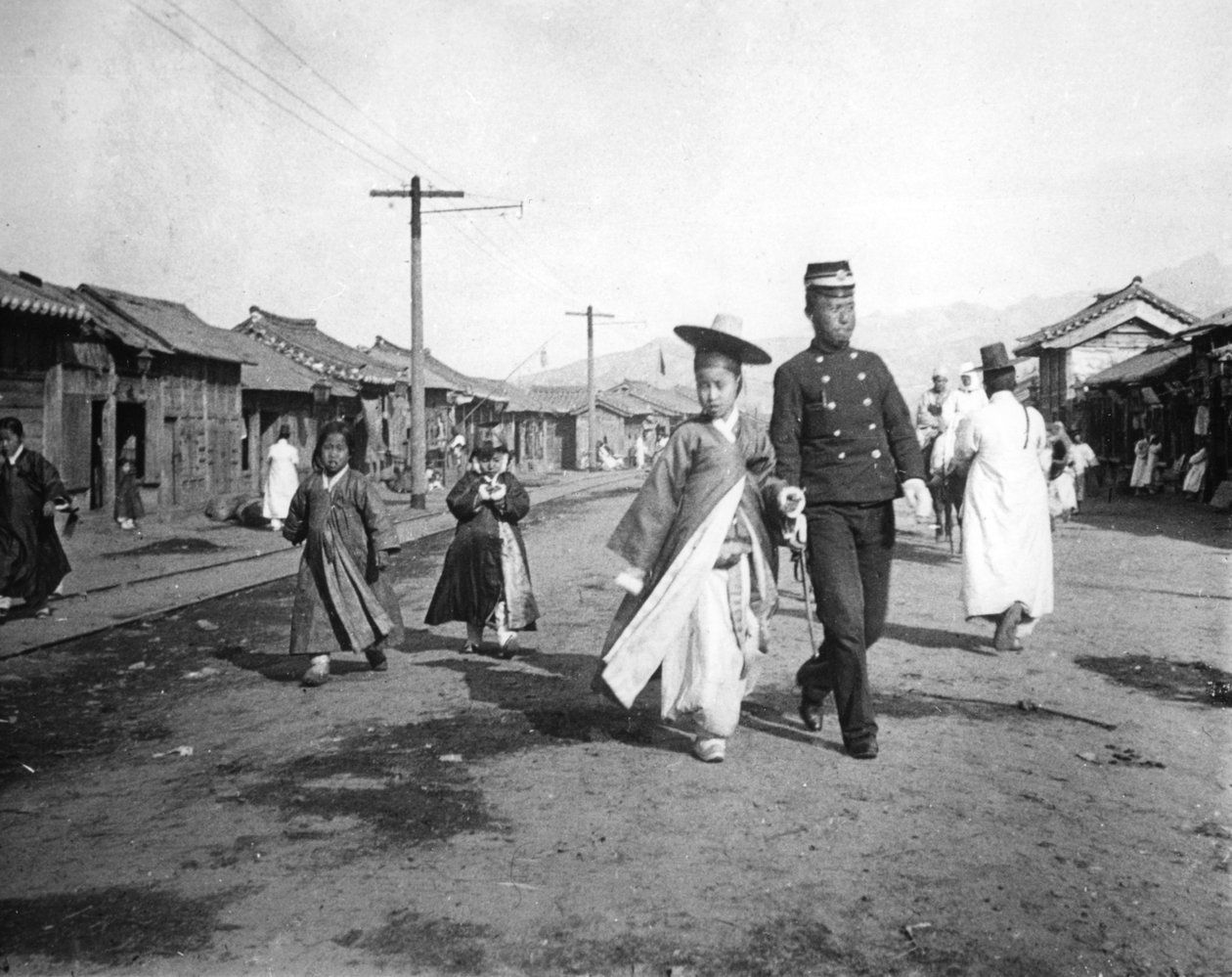 Gatebilde, Korea, c1900 av Unbekannt