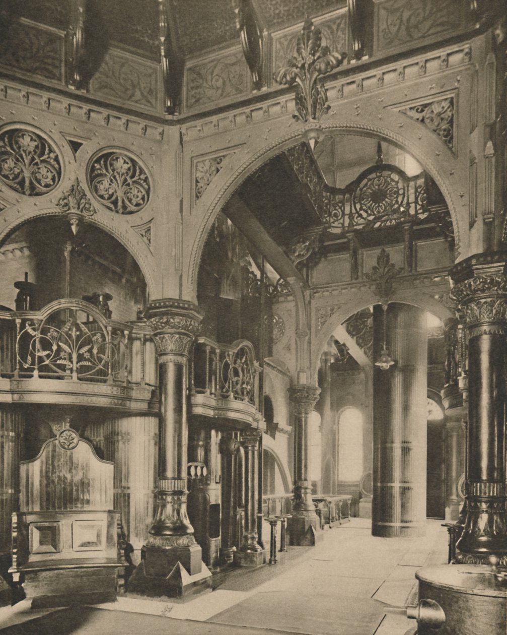 Sublimert kloakkstasjon: The Engine House at Abbey Mills, c1935. av Unbekannt