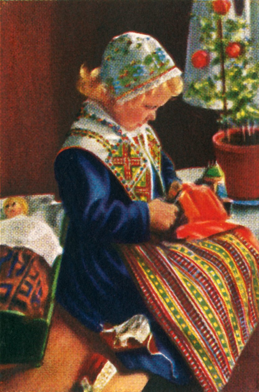 Svensk jente som leker med dukker, c1928. av Unbekannt