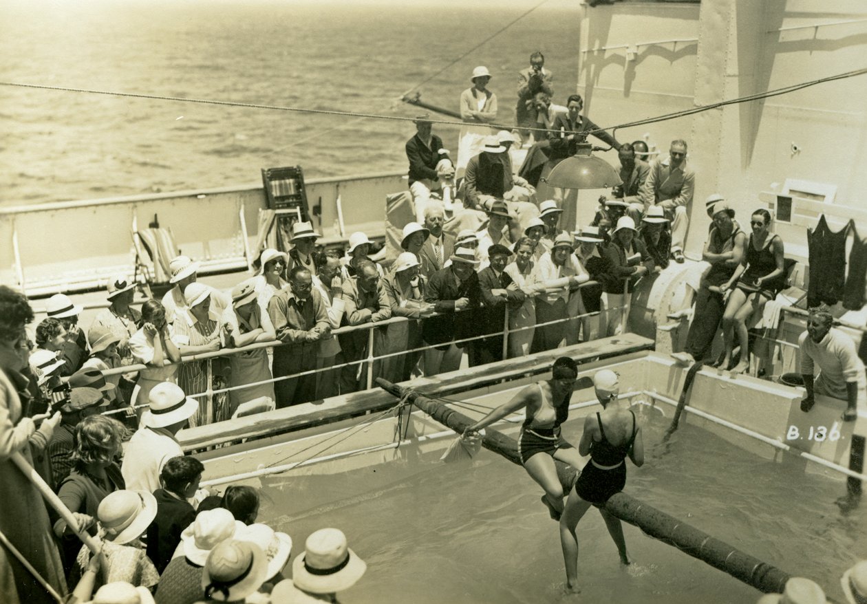 Svømmebasseng om bord på RML Atlantis, c1929-c1939 av Unbekannt