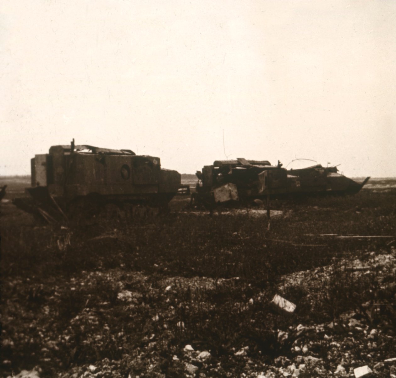 Tanks, Juvincourt, Nord-Frankrike, c1914-c1918 av Unbekannt