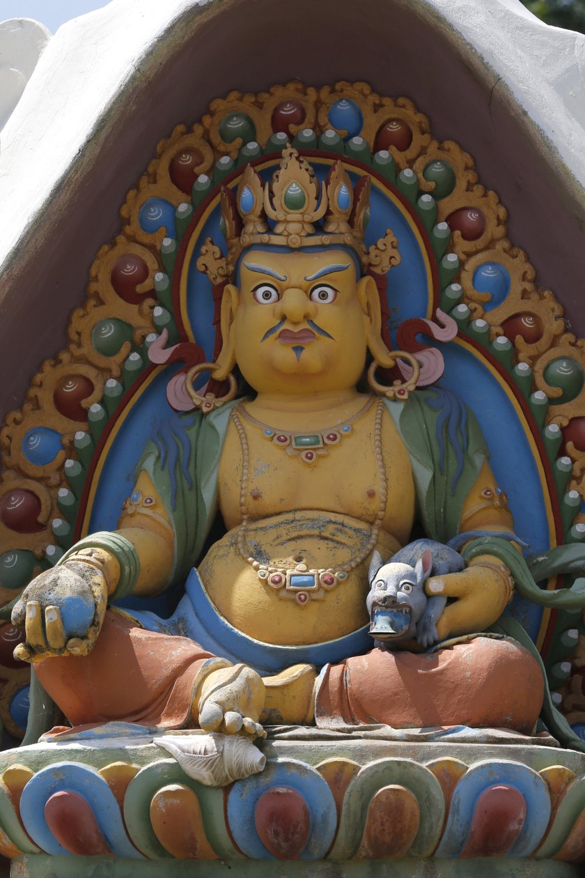Temple of the Thousand Buddhas. Dashang Kagyu Ling menighet. Guddom. Dzambala: rikdommens Buddha, La Boulaye, Frankrike av Unbekannt
