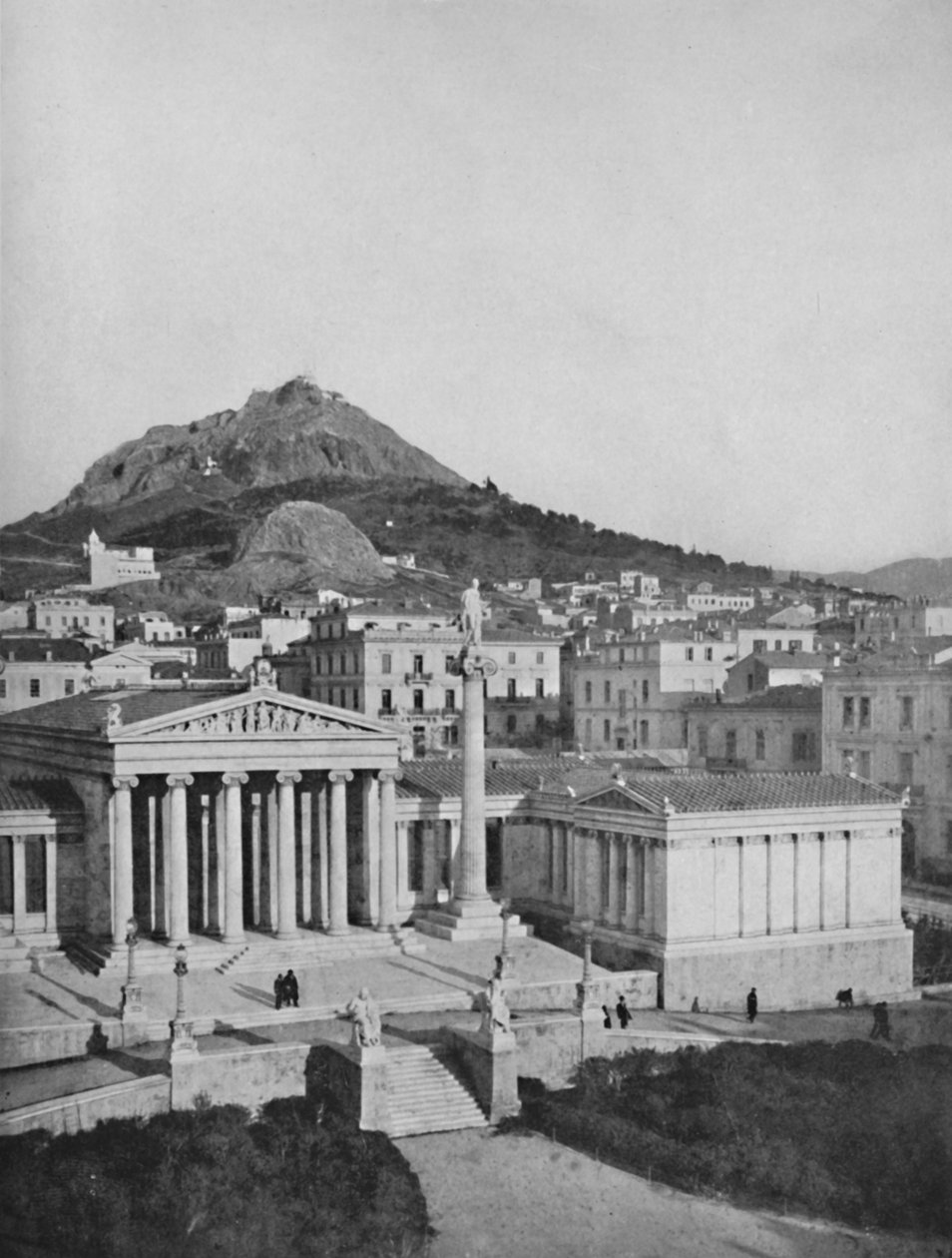Akademiet, Mount Lycabettus i bakgrunnen, 1913 av Unbekannt