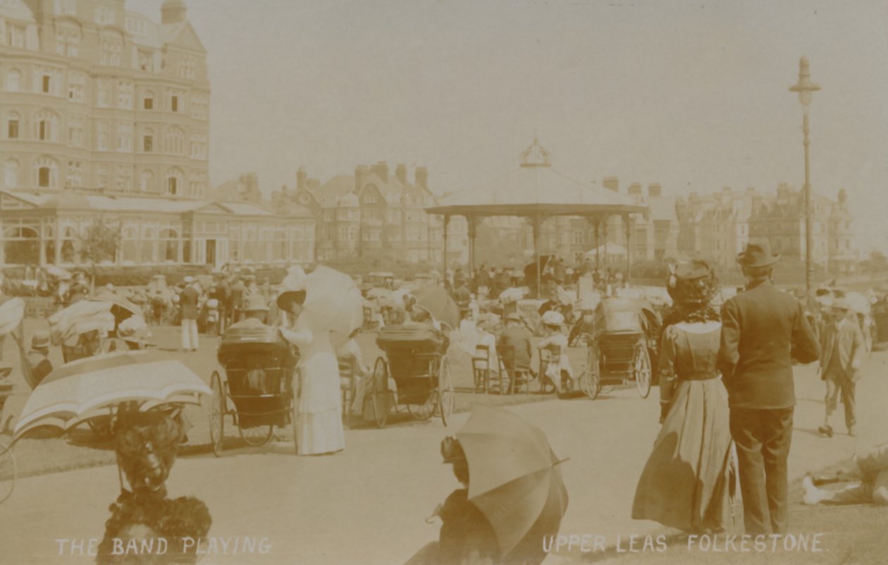 The Band Playing - Upper Leas, Folkestone, slutten av 1800- og begynnelsen av 1900-tallet av Unbekannt