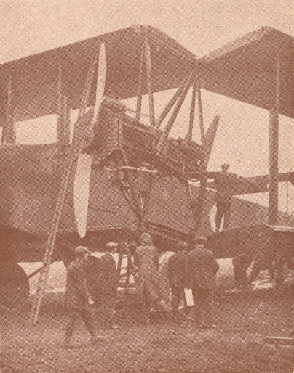 The Bomb Berlin Bus, c1918 1919 av Unbekannt