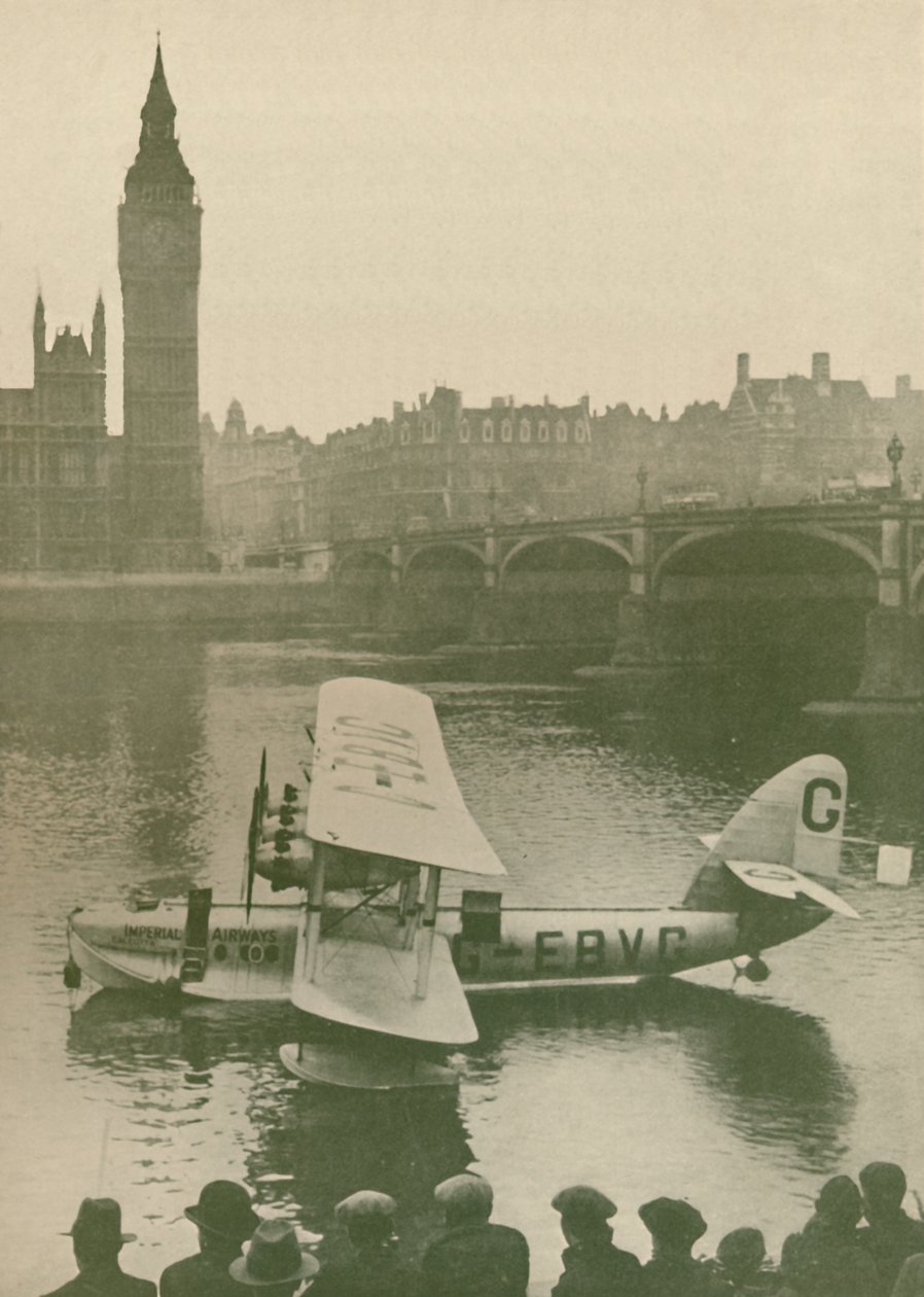 Calcutta flybåt fortøyd i Themsen overfor Houses of Parliament, 1927 av Unbekannt