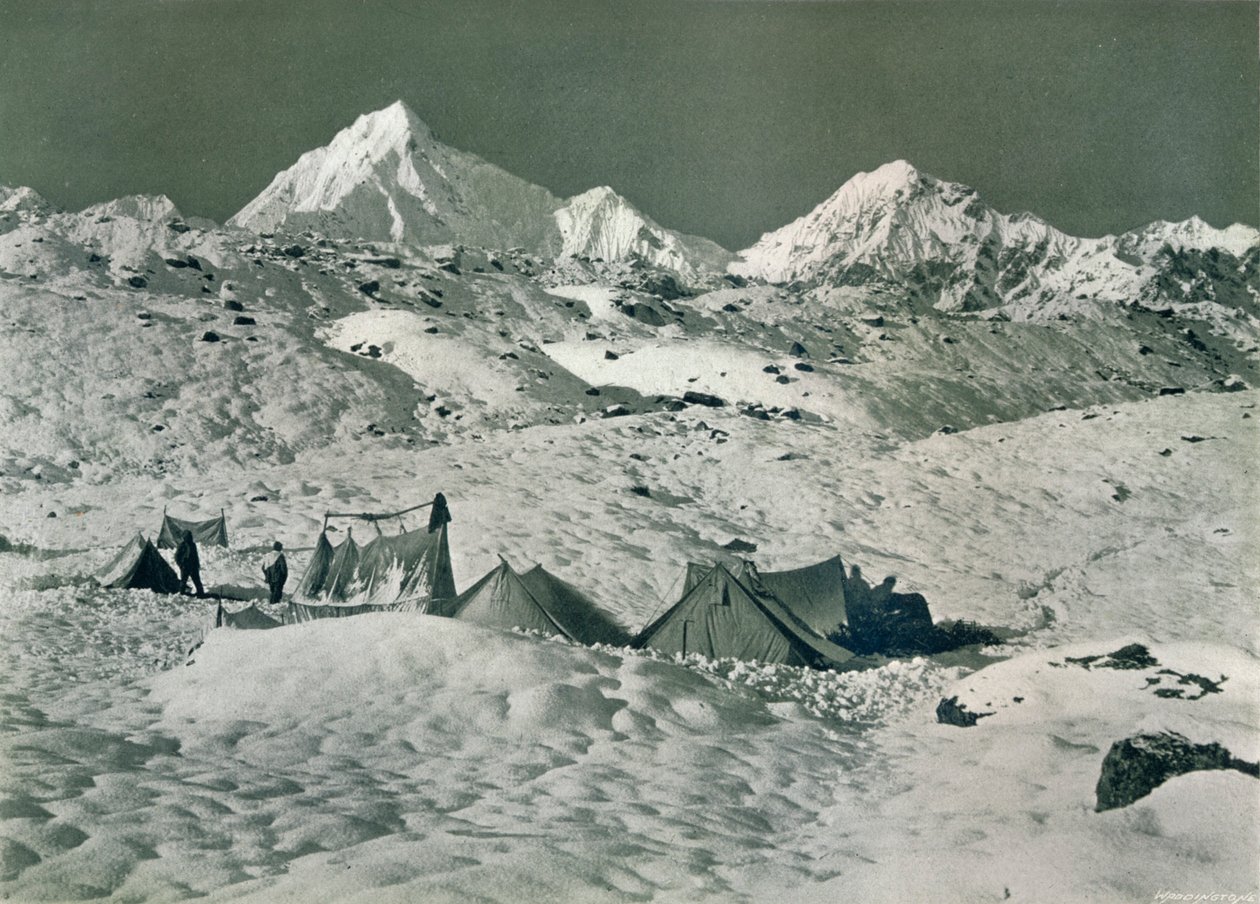Leiren nedenfor Jongsong La, c1903 av Unbekannt