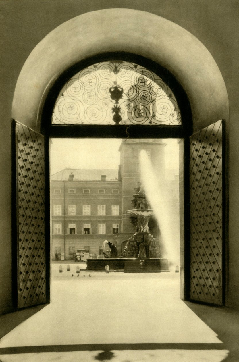 The Carillon Tower and Residence Fountain, Salzburg, Østerrike, c1935. av Unbekannt