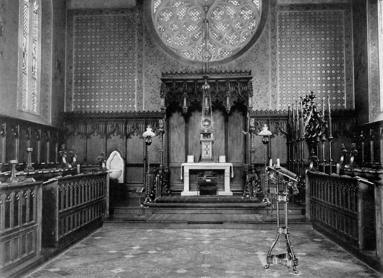 The Chancell, Catholic Apostolic Church, Albury Park, Surrey, 1904 av Unbekannt