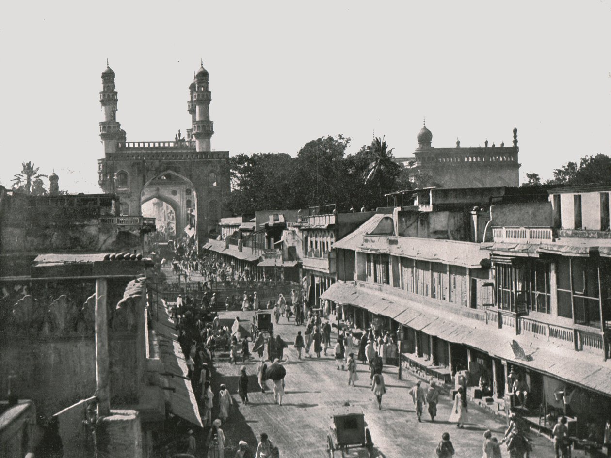 The Char Minar, Hyderabad, India, 1895. av Unbekannt